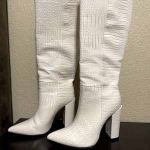 Point toe white crocodile boots